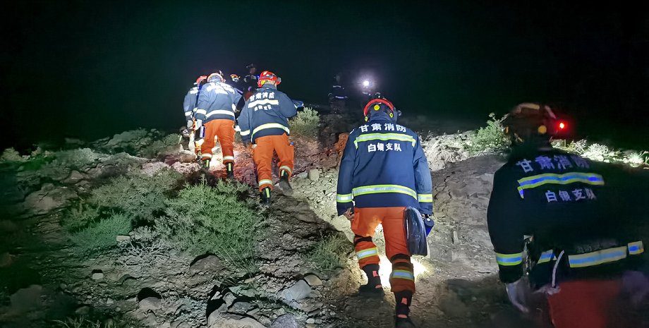 Китай, трагедия в Китае, ультрамарафон в Китае, смерть спортсменов в Китае