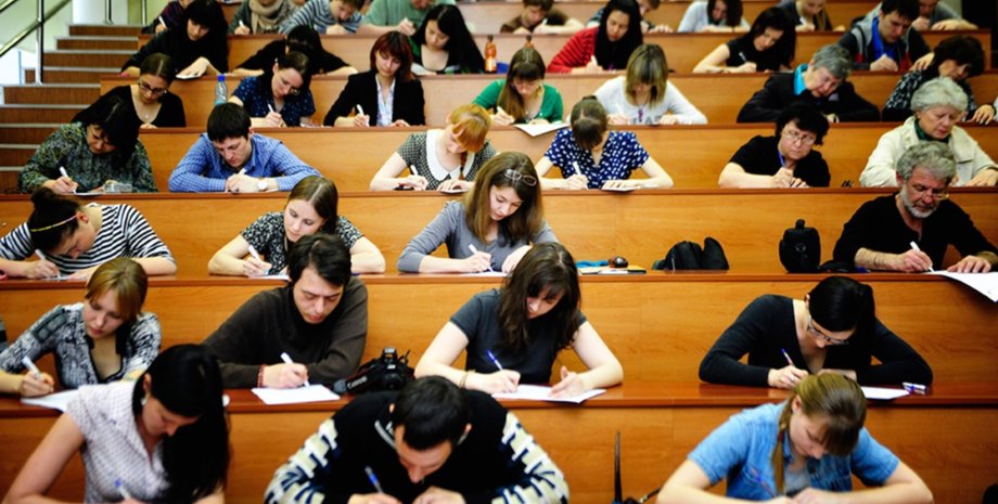 універсистет, виш, освіта, вища освіта, студенти, іспит