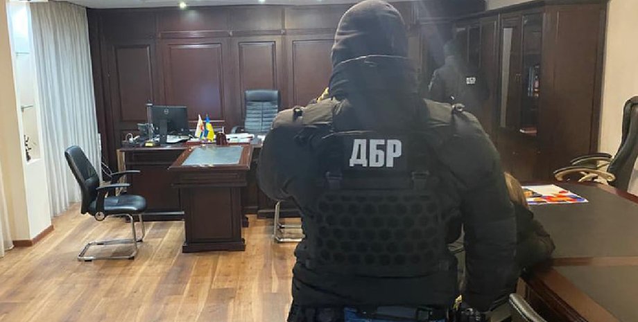 Співробітник ДБР, фото