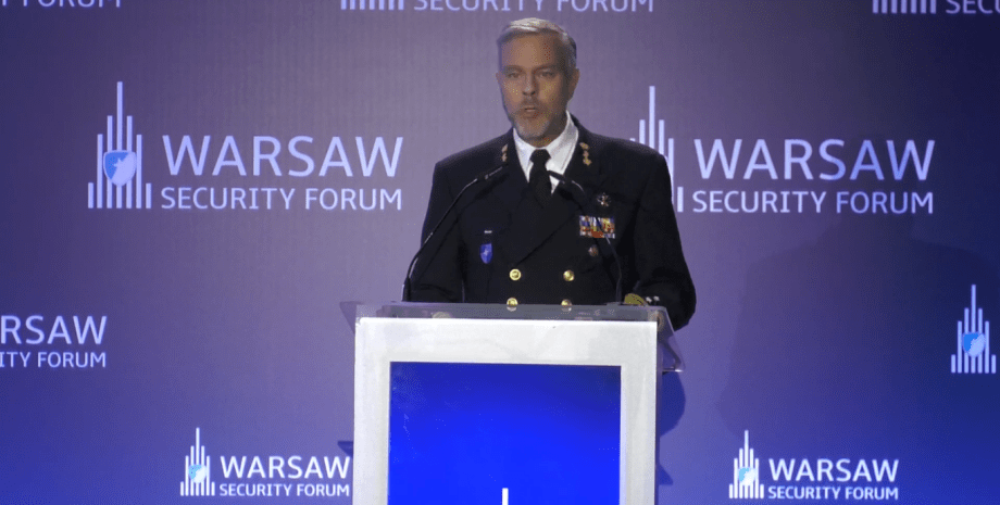 Глава Военного комитета, НАТО, Роб Бауэр, война с Россией