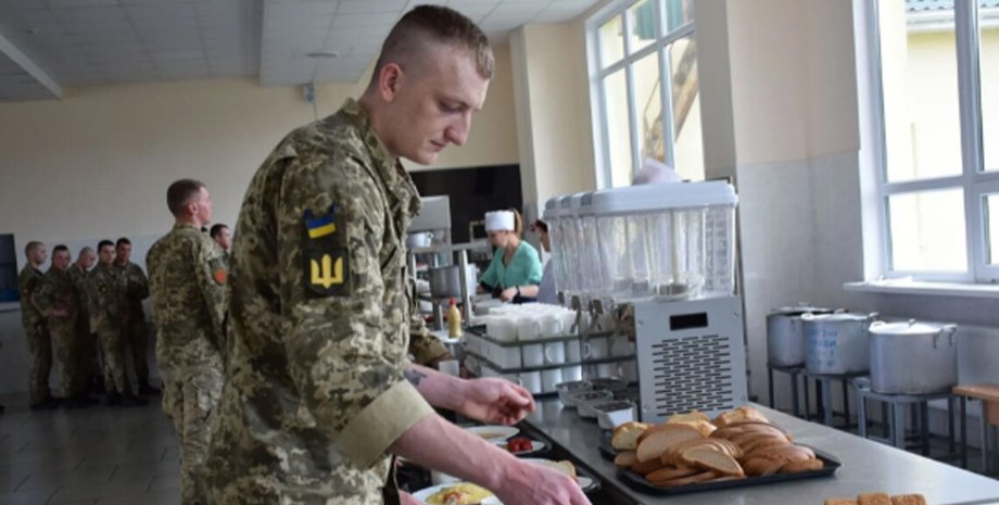Питание мобилизованных в Украине будет финансировать государство Мобилизованных в Украине будут кормить в ТЦК