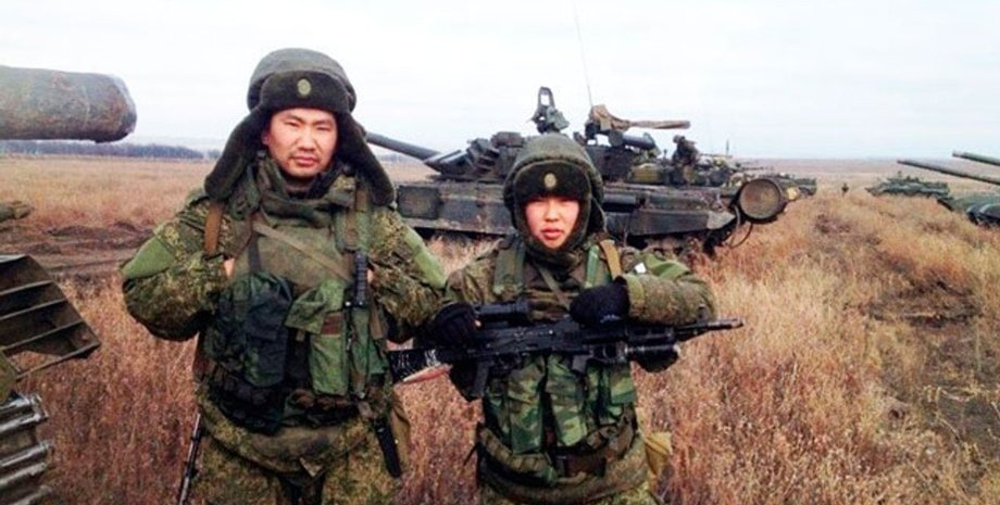 військові, чоловіки, буряти