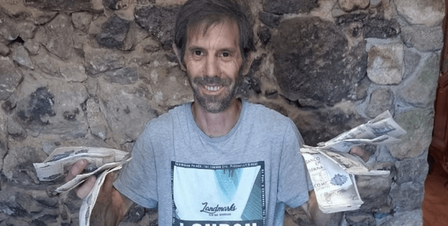 Чоловік, гроші, будівельник, знахідка,