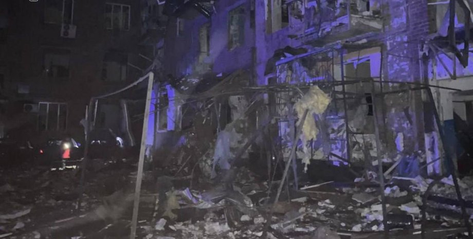 Ворог ударив по Кривому Рогу, є постраждалі