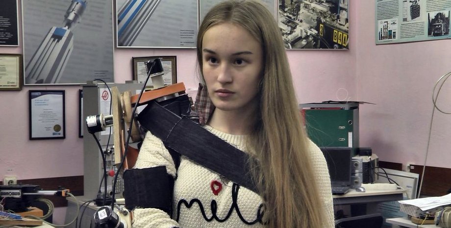 робот-аватар, робот сапер, дівчина