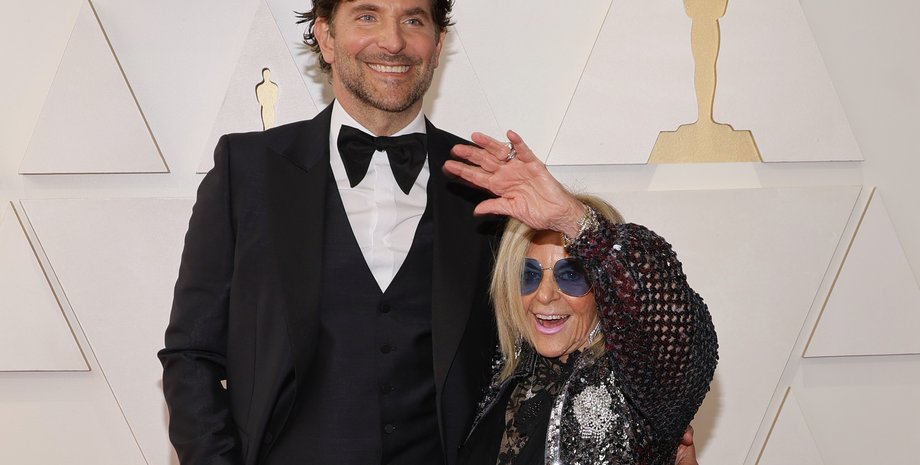 брэдли купер, брэдли купер мать, глория кампано, оскар, оскар 2022, красная дорожка