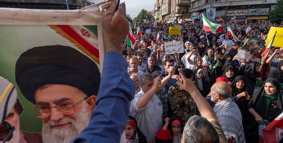 Атос Саломе, Живой Нострадамус, война в иране