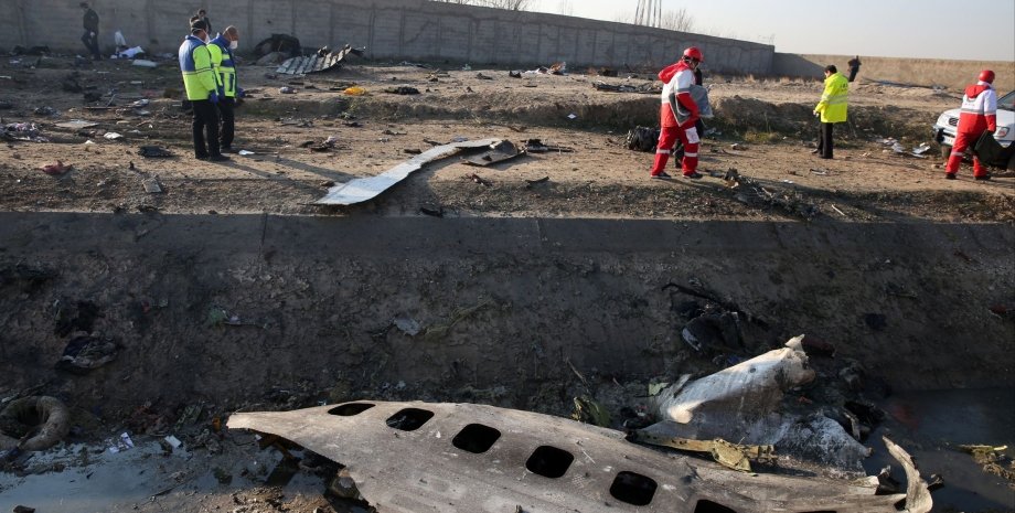 МАУ, авіакатастрофа МАУ, загибель Боїнга МАУ PS752, авіакатастрофа PS752 під Тегераном