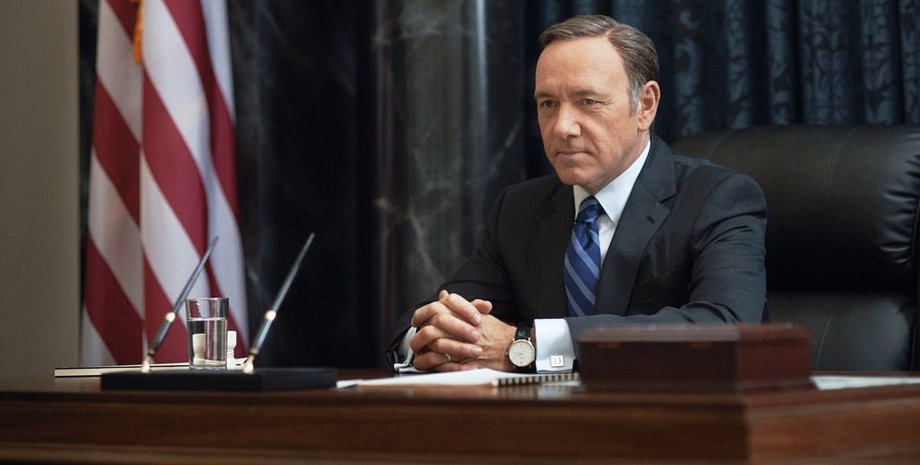 Кадр из сериала "Карточный домик"