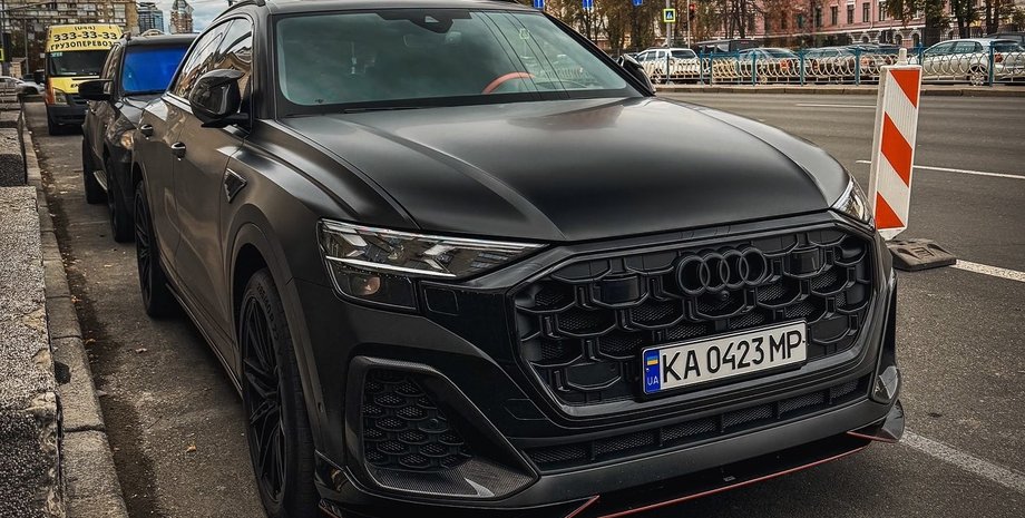 новый Audi SQ8