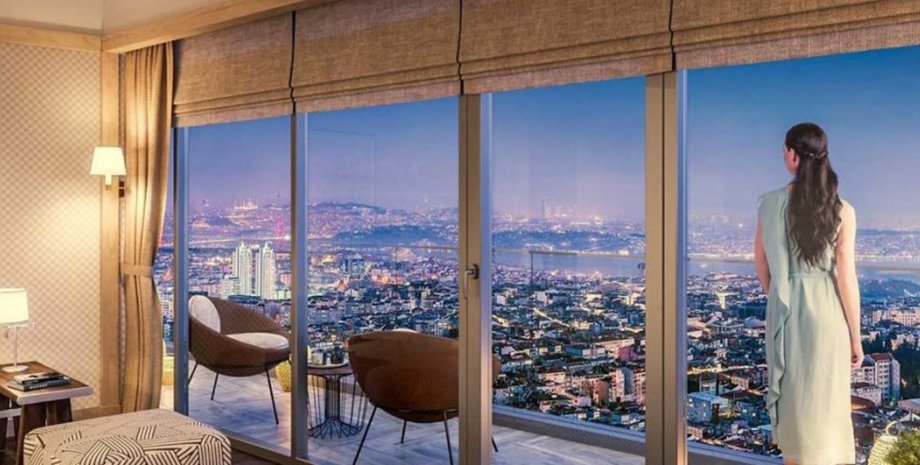 Панорамный вид из квартиры Airbnb в Стамбуле вечером Путешественники, остановившиеся в квартире в Стамбуле (Турция), арендованной через Airbnb, испытали настоящий шок