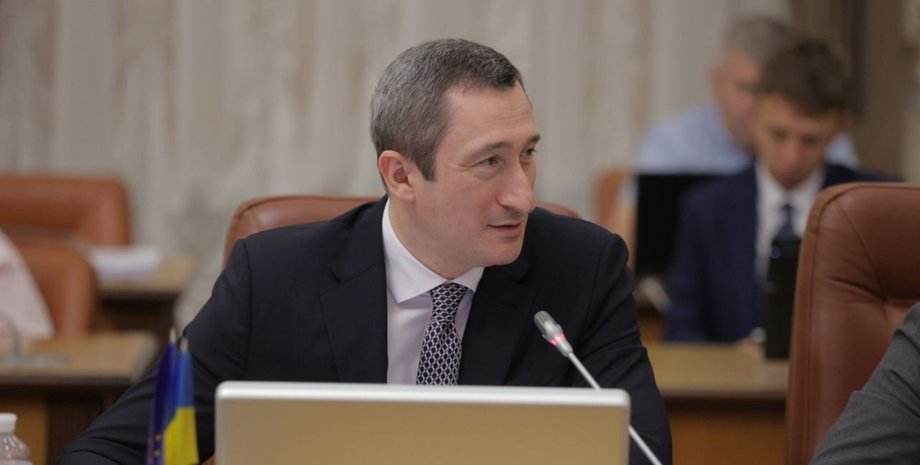 Алексей Чернышов Алексей Чернышов рассказал, что Ермак — его кум