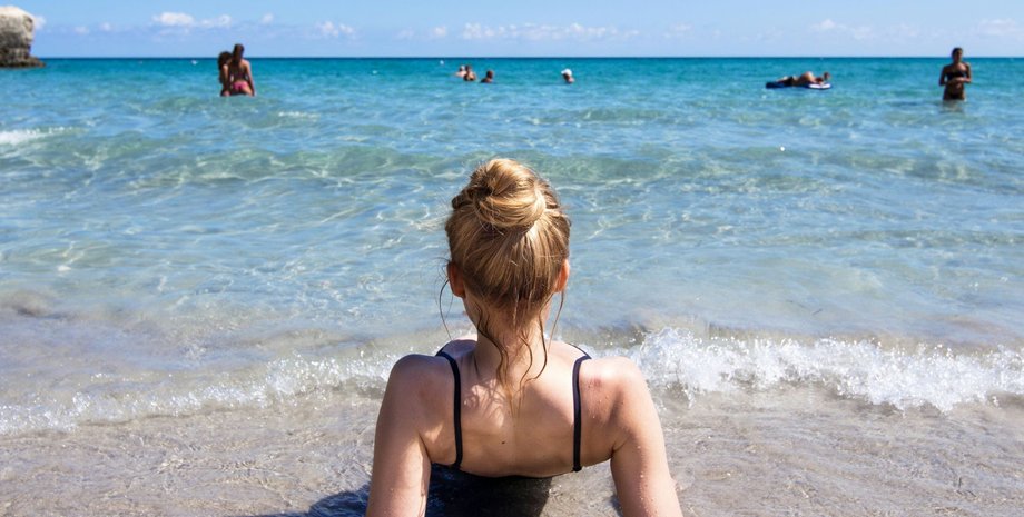 В октябре в Европе можно еще найти теплые направления для отдыха, где температура колеблется от 25 до 28°C