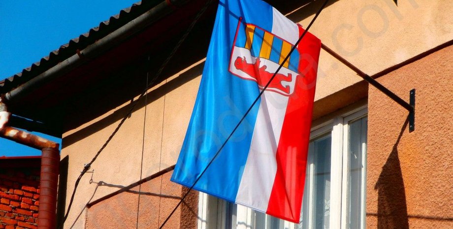 Флаг т.н. "Подкарпатской Руси" / Фото: uzhgorod-ua.com