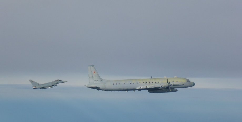 Американські військові вчетверте помітили російський літак-розвідник біля Аляски, але запевнили, що все гаразд