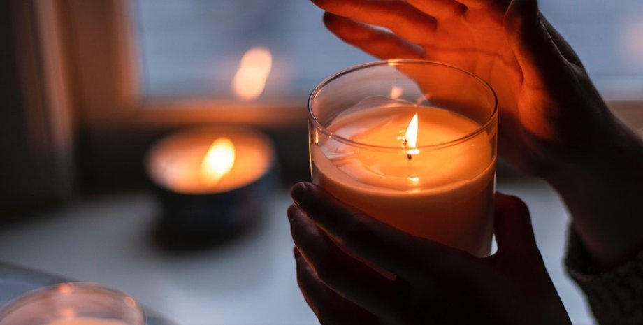 свечи, отключения света, свечи в доме, свечи ночью