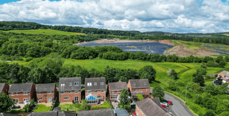 Карьер в Силвердейле Карьер, вонь, мусор