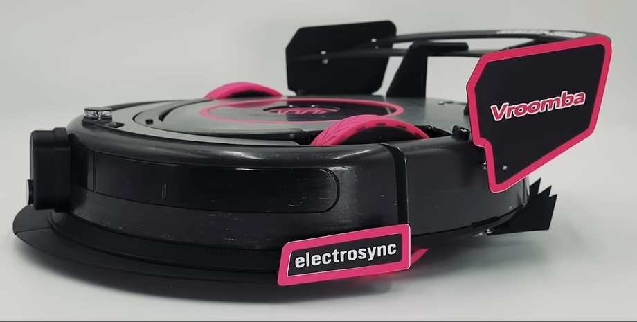 Робот-пылесос, Пылесос, Блогеры, Курьезы, Рекорд, Самый быстрый пылесос, Видео, Технологии