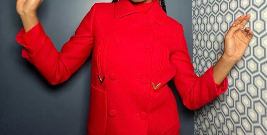 Айо Эдебири, пираты карибского моря