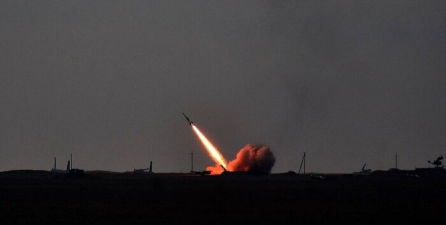 Пуск ракети ЗСУ ТРК Точка-У, ракета ТРК Точка-У, Точка-У Брянська область, Точка-У удар по РФ, обстріл Брянська область, обстріл область РФ, обстріл на кордоні України