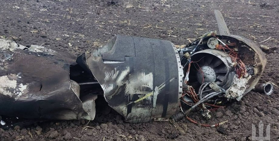 бломки российской ракеты, ракета обломки, ракета рф