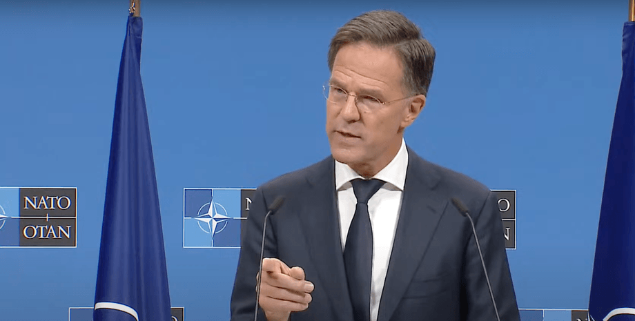 Генеральний секретар Марк Рютте Марк Рютте під час виступу у штаб-квартирі НАТО