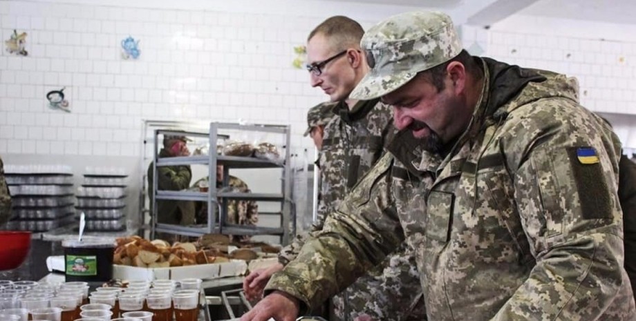 Суточная норма еды равна 109 гривен на одного военнослужащего