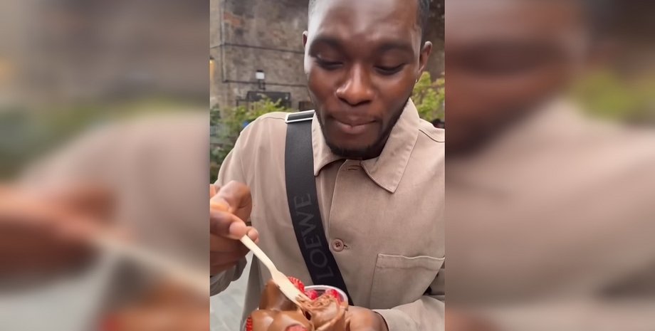 Тішон Лоуренс, вулична їжа, блогер, коубніка з шоколадом, стрітфуд