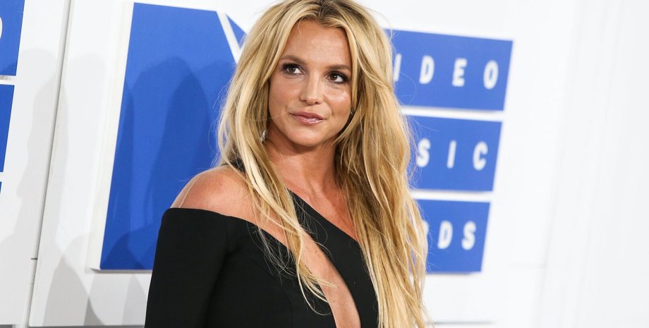 Брітні Спірс, бойфренд Брітні Спірс, Брітні Спірс пол соліз, Брітні Спірс особисте життя, день валентина