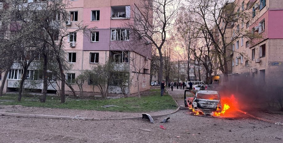 удар по кривому рогу, россияне обстреляли Кривой Рог 4 апреля, обстрел кривого рога, российско-украинская война