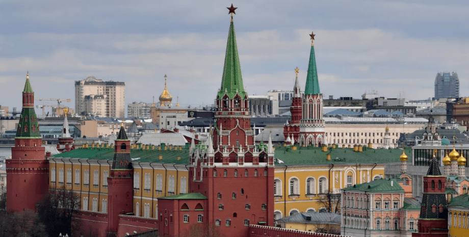кремль, красная площадь, 9 мая, дрон
