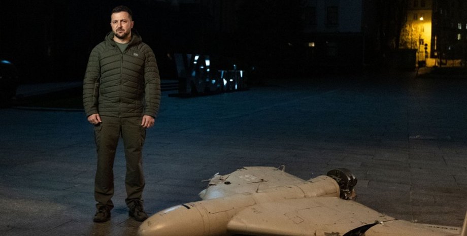 Владимир Зеленский, дрон