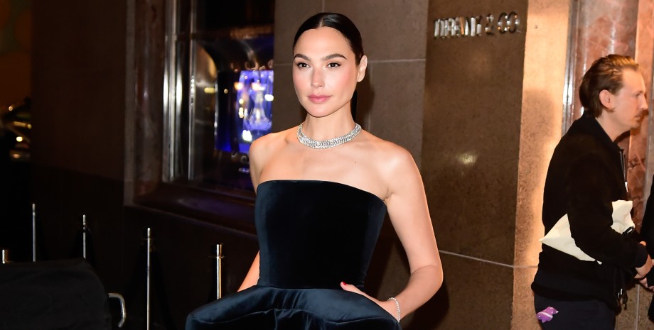 Галь Гадот Галь Гадот муж, Галь Гадот фото, Галь Гадот дети, Галь Гадот фильмы, Галь Гадот сейчас, Галь Гадот возраст