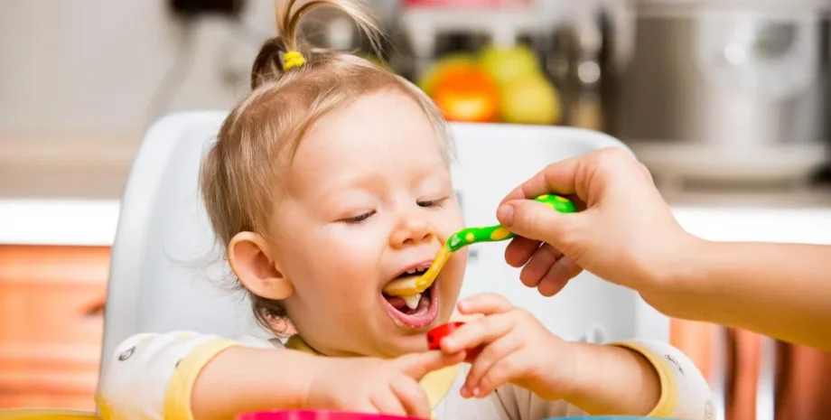 дитина, харчування