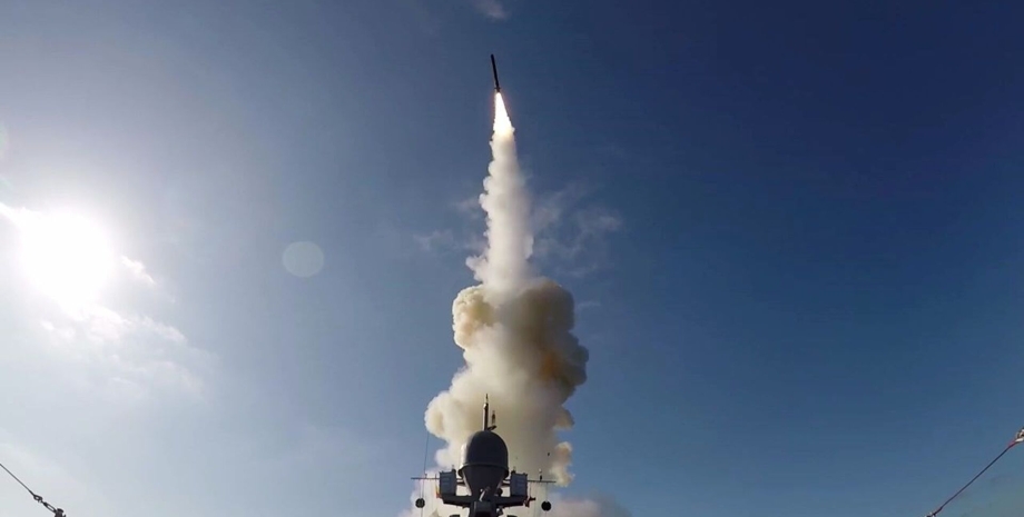 Крылатая ракета Калибр пуск ракетное вооружение обстрел атака