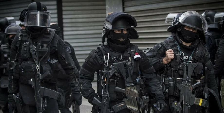 французский спецназ Бойцы французского спецназа