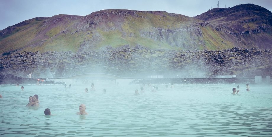 голубая лагуна, риск извержения вулкана, тысячи подземных толчков, землетрясение в исландии