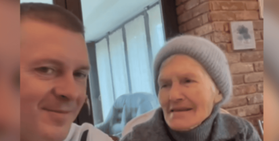 Народний депутат Ігор Молоток з матір'ю Ігор Молоток