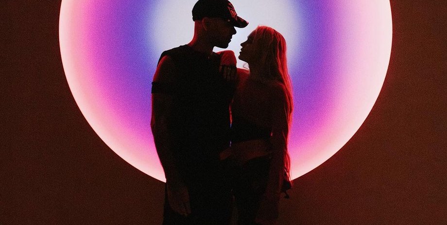 Граймс, колишня дівчина Ілона Маска, колишній чоловік Вітторії Черетті, Маттео Міллері