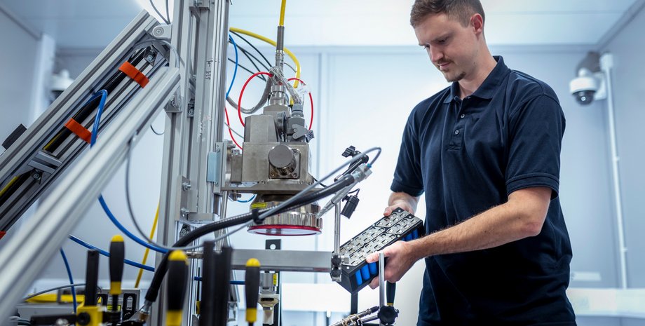 повербанк, акумулятори, батареї, збірка