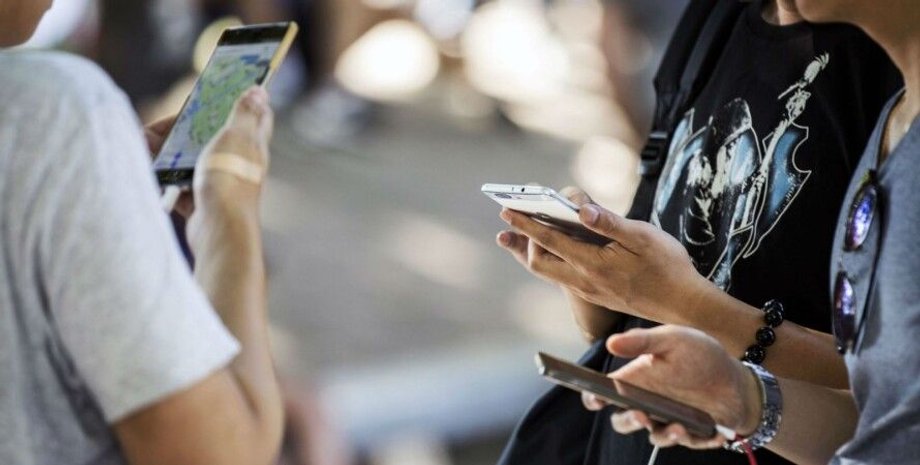 приложение для беженцев, программа для беженцев из Украины, программа для украинских беженцев, приложение для украинских беженцев, полезные программы для беженцев из Украины