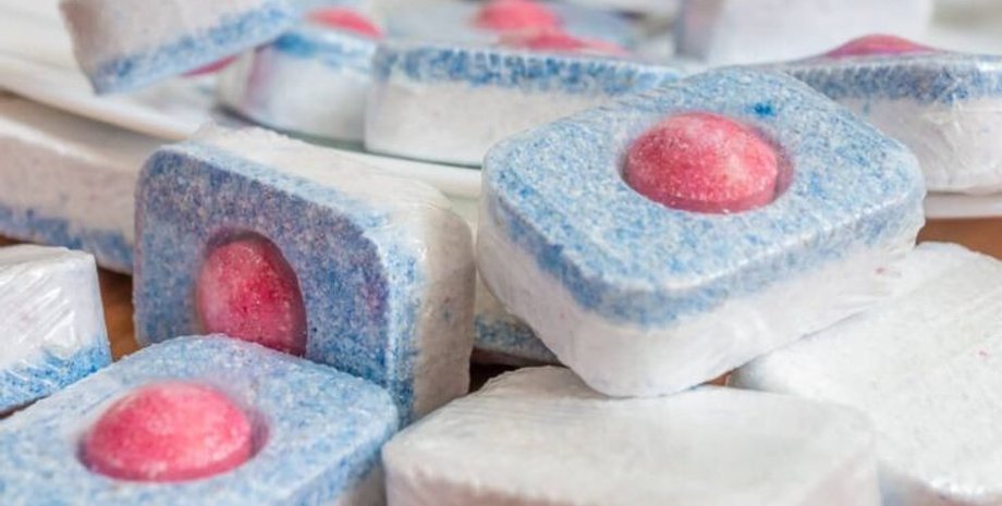 моющее средство для посудомоечной машины, таблетки для посудомойки, уборка кухни