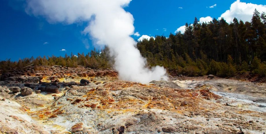гейзер, йеллоустоунский гейзер