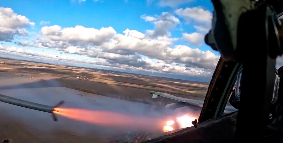 штурмовик су-25