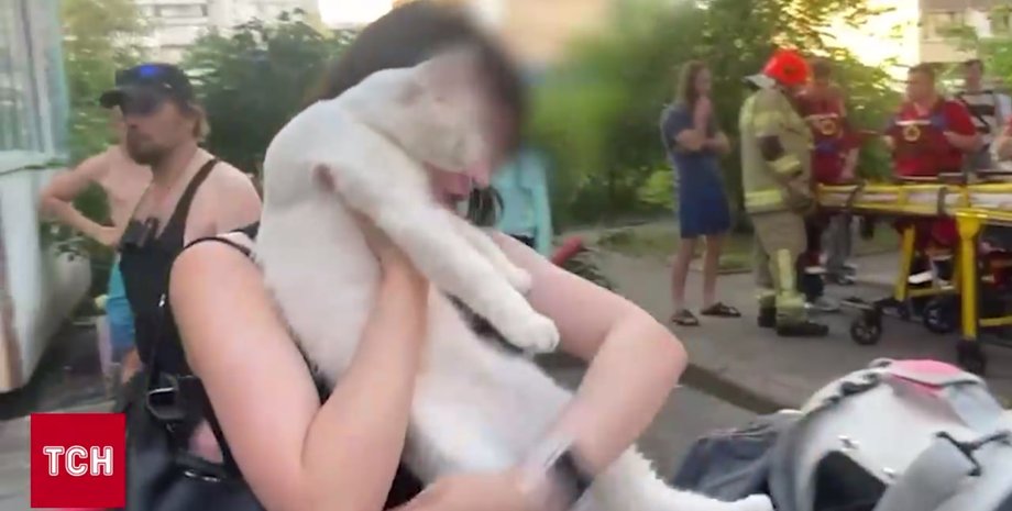 новости киева, обстрел киева, ракетный удар киев, ракетный удар оболонь, война в украине, кит