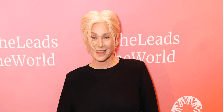 Деборра-Ли Фернесс