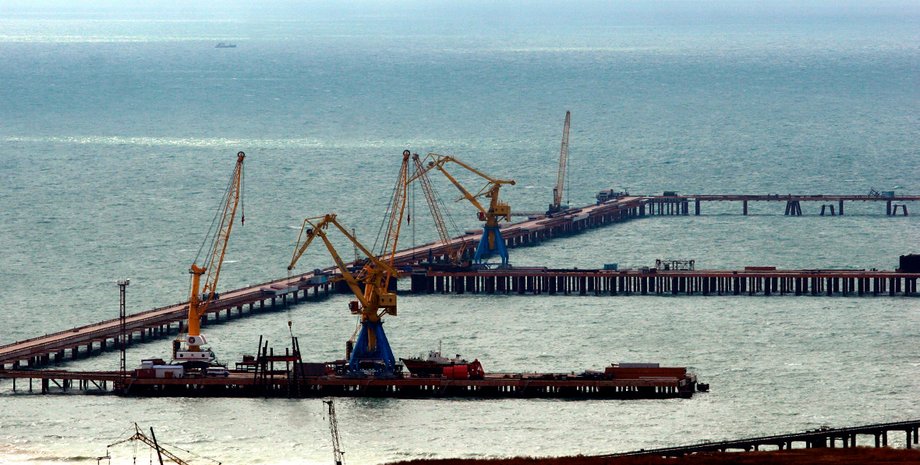 Порт "Тамань" в РФ принимает грузовые корабли