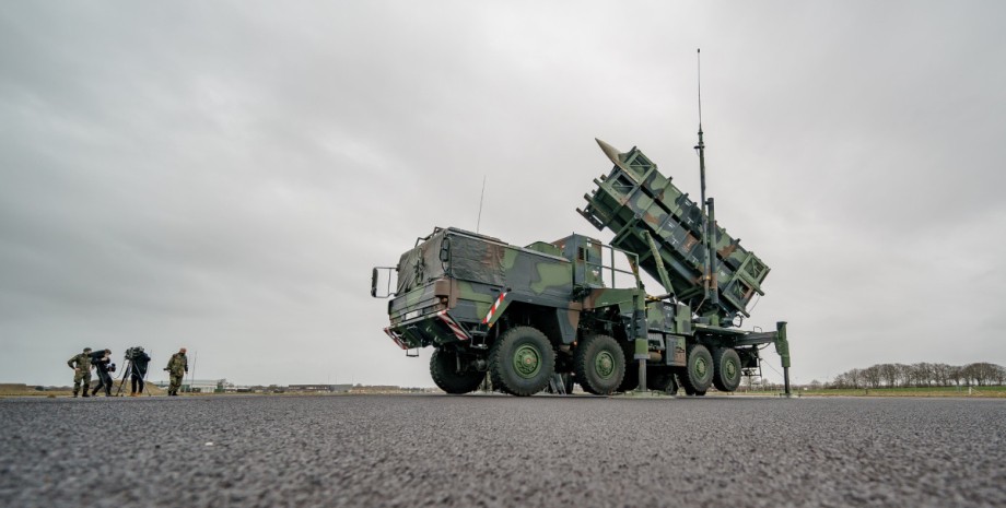 Патриот Патриот