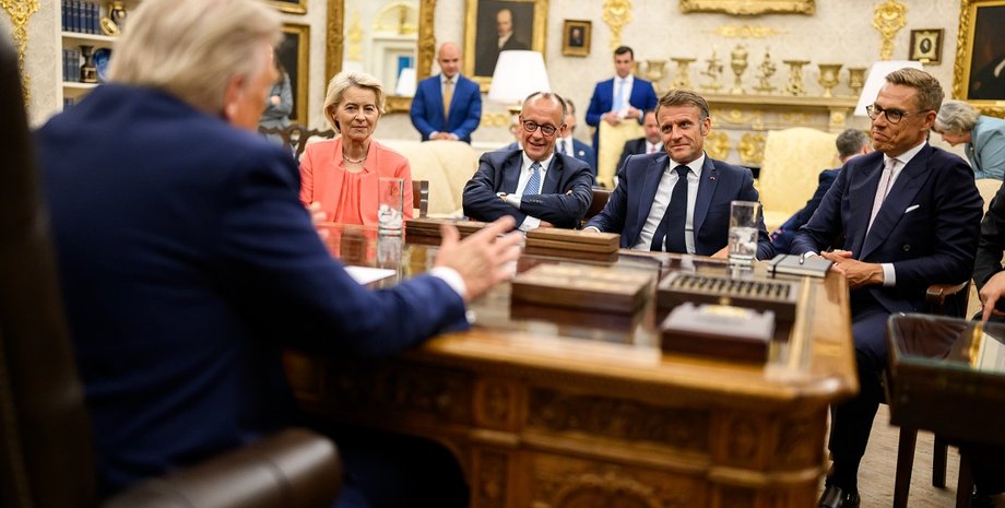 саміт в парижі