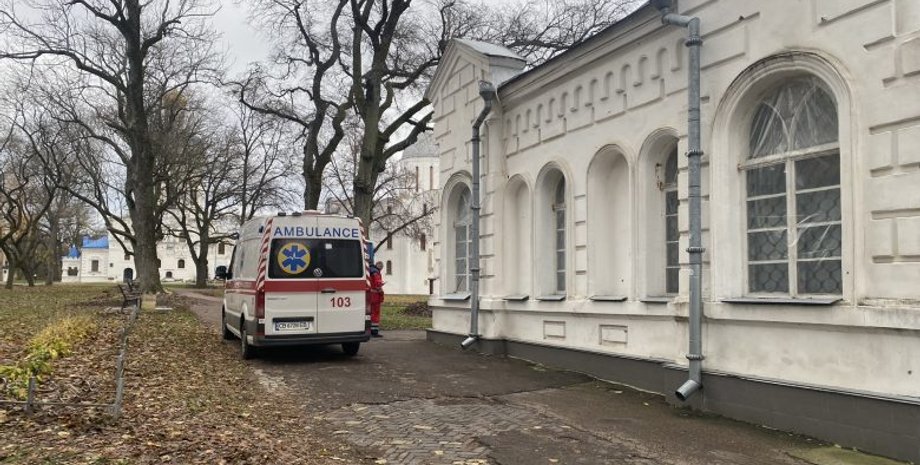 швидка, Чернігів, Спасо-Преображенський собор, УПЦ МП, священник покусав, покусав військового